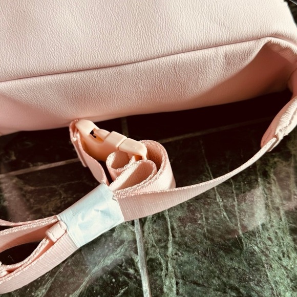 Disney it’s a Small World Loungefly Fanny Pack - Picture 5 of 6